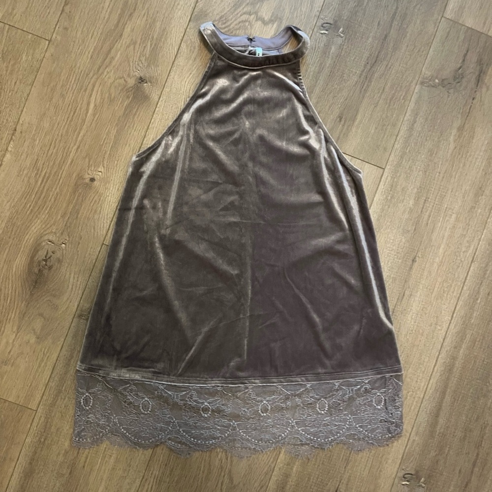 Kimchi Blue Velvet Tank in Soft Brown/Purple